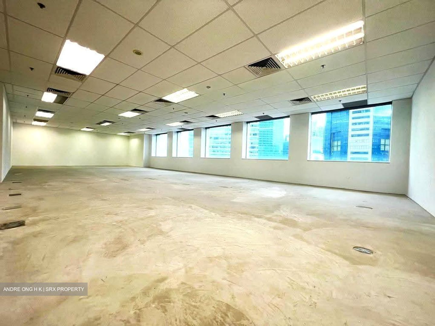 One Raffles Place (D1), Office #638099611
